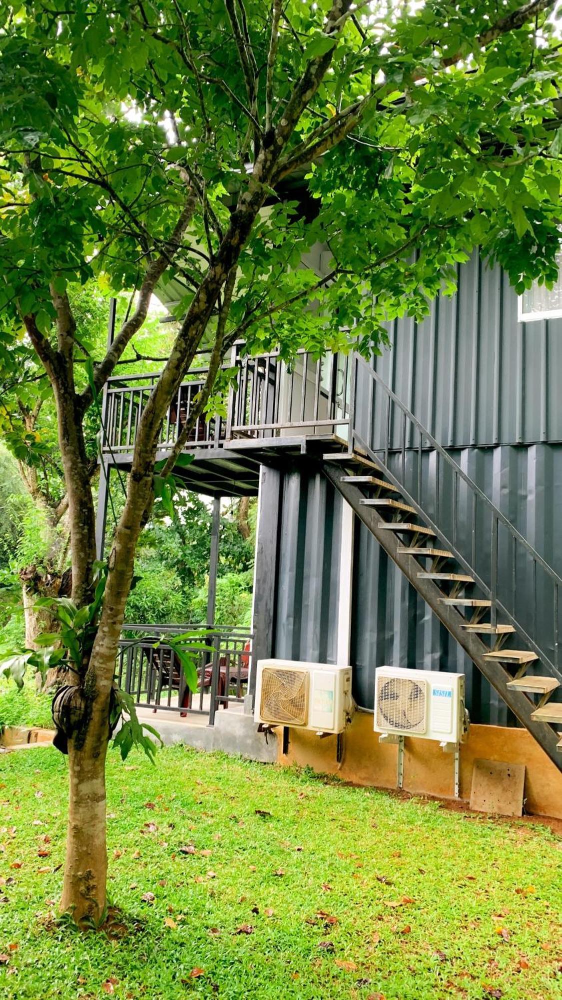 Peacock Village Pinnawala - Offer Alert! Elephant Welfare Program Ngoại thất bức ảnh